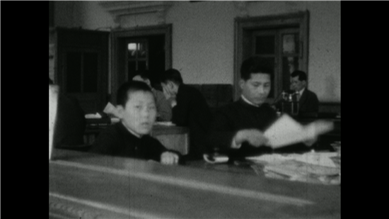 군산 1930년대 기록영상. 조선신탁주식회사 사무실 풍경
