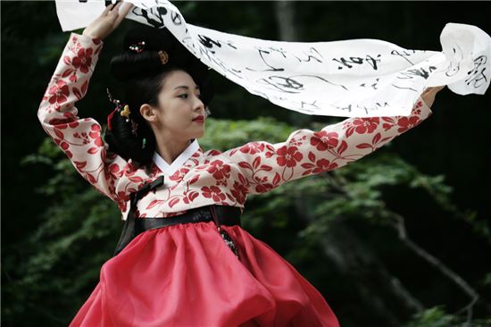 매화가 눈부신 딱 이 시절…이 꽃에 평생 매혹된 남자들 많았다