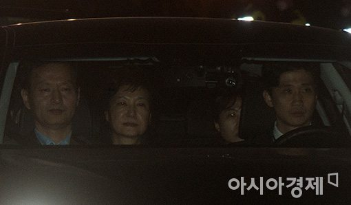 [포토]서울구치소 향하는 박근혜