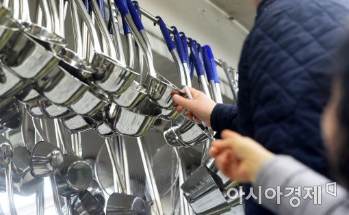 [포토 세상]주인잃은 주방기기만 가득