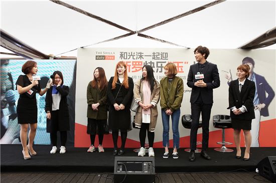신라免, 모델 이광수 동남아·중국 팬미팅  