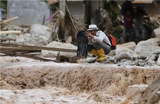 콜롬비아 홍수 사망자 314명으로 늘어