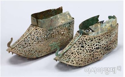 1500년 전, 그대로 되살아난 ‘금동신발’