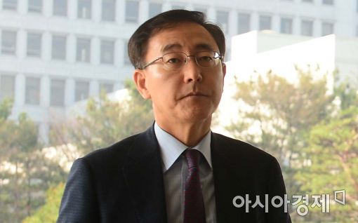 동부지검 잔칫날 '검·경 수사권 조정' 반대 뜻 밝힌 검찰총장