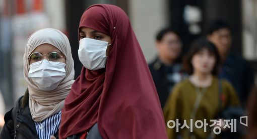 [포토]'한국은 미세먼지가…'