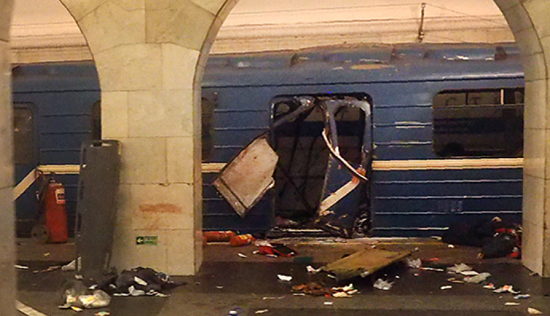 러시아 지하철 폭발, 푸틴대통령 회담장 부근서 터져 '테러 의혹'