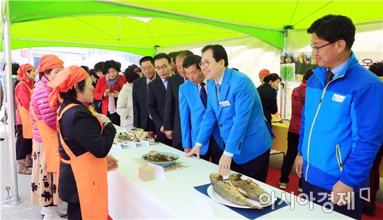 가고싶은 섬 완도 생일도파티 '성료 '