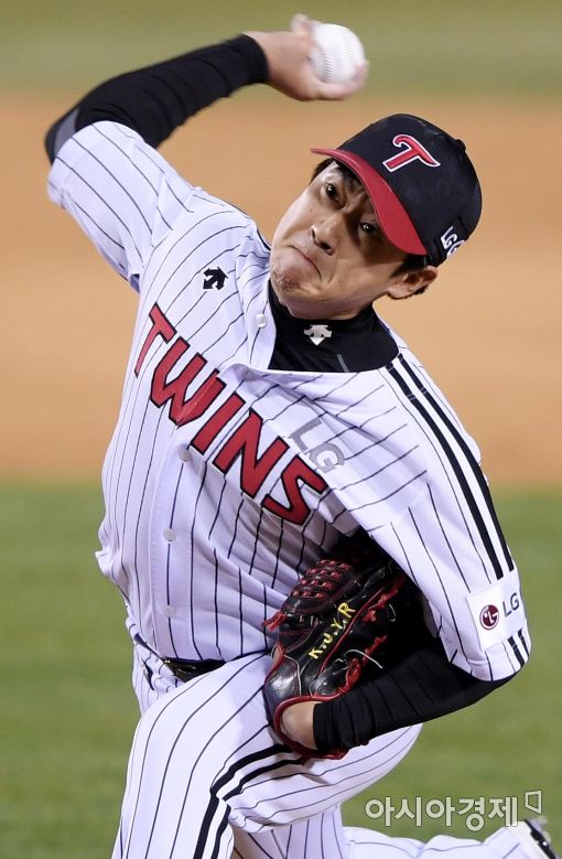 [포토]역투하는 LG 김지용