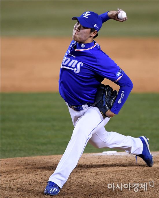 [포토]역투하는 삼성 장지훈