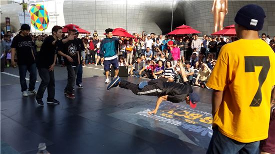 '사람길' 되는 무교로…10~14일 보행전용거리 시범운영