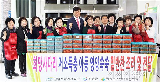 장흥군, 조손가정 아동 영양쑥쑥 밑반찬 전달