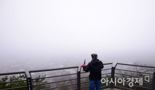 [포토]미세먼지 아닌 짙은 안개