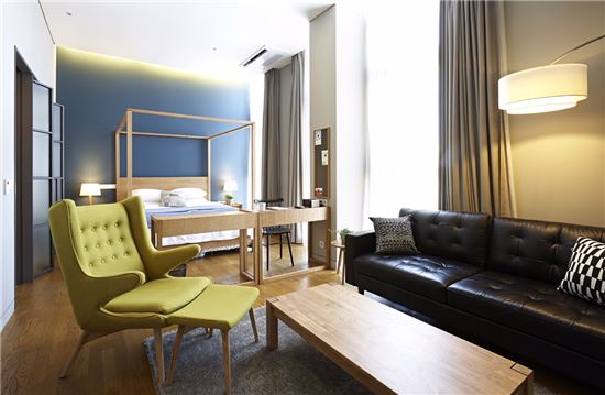 까사미아, 예비 신혼부부 '도심 속 허니문' 프로모션