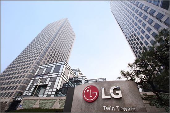 LG, 2018년 투자·채용 10% 늘린다…"19조·1만명"