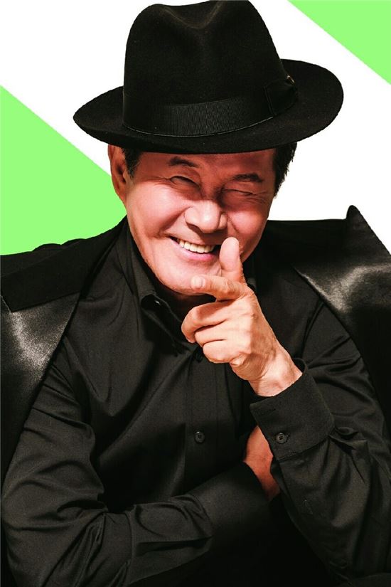 태진아 이태원 새명소 만든다 "K.2.1.2 디저트 카페 오픈"