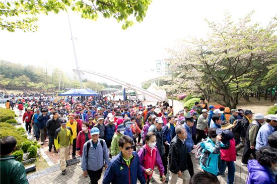 방화근린공원 ‘개화산 봄꽃축제’ 개최 