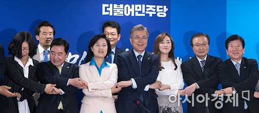 [포토]문재인 캠프 선대위 첫 회의