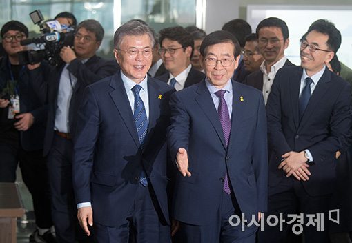 [포토]문재인 후보 안내하는 박원순 시장