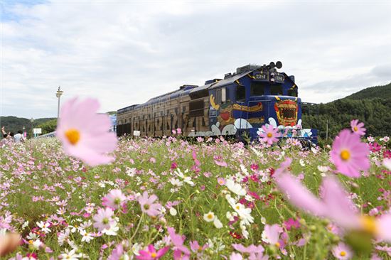 코레일, '봄 여행주간' 주중 관광전용열차 30% 할인