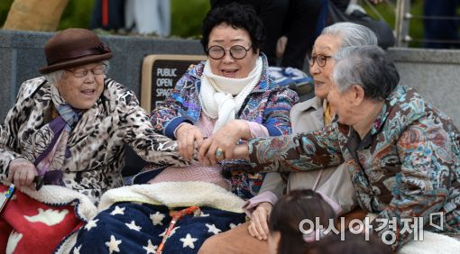 [포토]'함께 이겨냅시다'