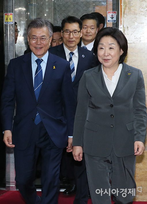 [포토]국회 개헌특위 참석하는 문재인·심상정