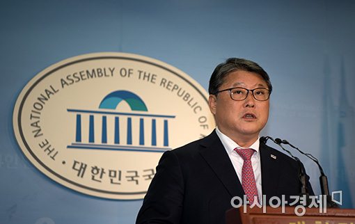[포토]조원진, '나도 대선후보'