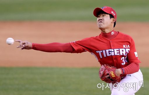 [포토]역투하는 KIA 선발 임기영