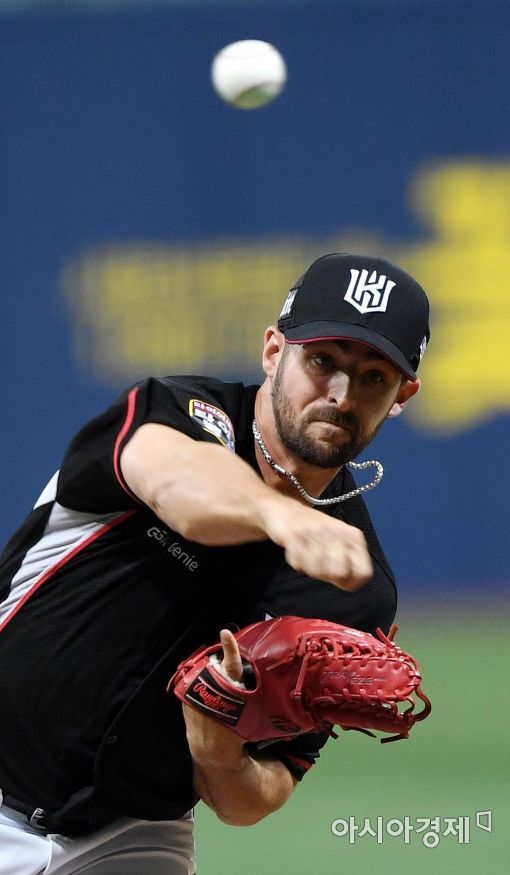 [포토]로치, '시즌 2승을 향해'