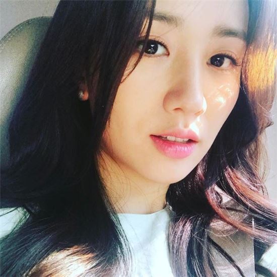 류수영 아내 박하선, 근황 공개…네티즌 "착한 마음이 얼굴로 발현된 느낌"