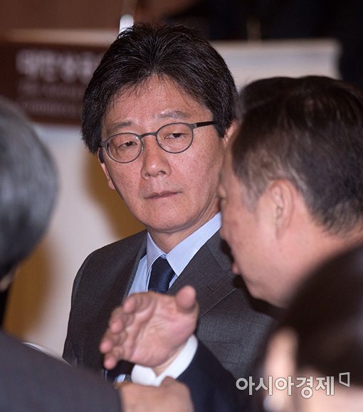 [포토]심각한 표정의 유승민 후보