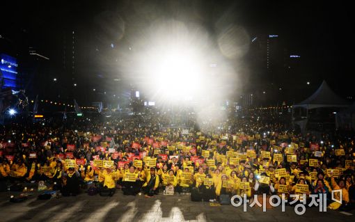 [포토]세월호 3주기 앞두고 타오른 촛불