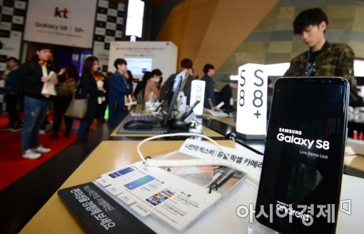 샤오미 '반값 갤S8' Mi6 출시…삼성 中 진출 부담