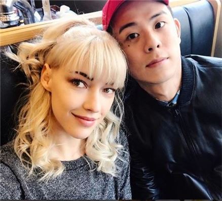 빈지노, 5월 29일 현역 입대…곰신 되는 스테파니미초바