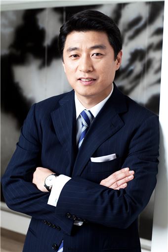 “영종도를 라스베이거스로”…전필립의 야심작 ‘동북아 최초 복합리조트 파라다이스시티 개장’