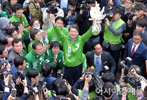 [포토]지지호소하는 안철수 후보