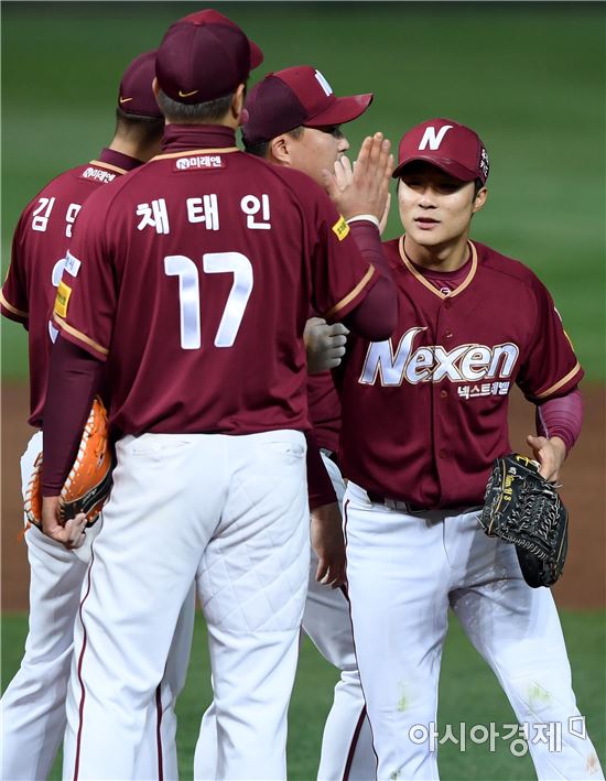 [포토]넥센 김하성, '팀 6연팬 탈출 견인'