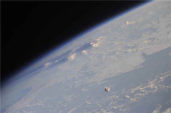 [스페이스]우주비행사…ISS에 도착하는 순간