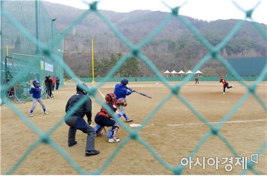 전남 순천시가 전지훈련의 메카로 부상하면서 지난해 12월부터 지난달까지 4개월동안 344개팀의 전지훈련을 유치했다.