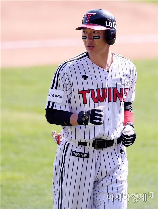 [포토]손주인, '달아나는 1타점 희생타'