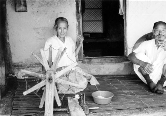 동신대 개교 30주년기념,“1974 백동마을 사계”  기록사진전  개최