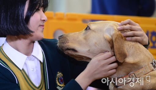 [포토]눈을 보고 말해요