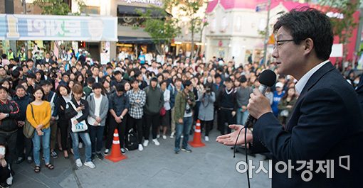 [포토]신촌 찾은 유승민 후보