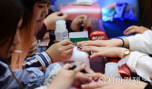 [포토]'손톱까지 완벽하게'