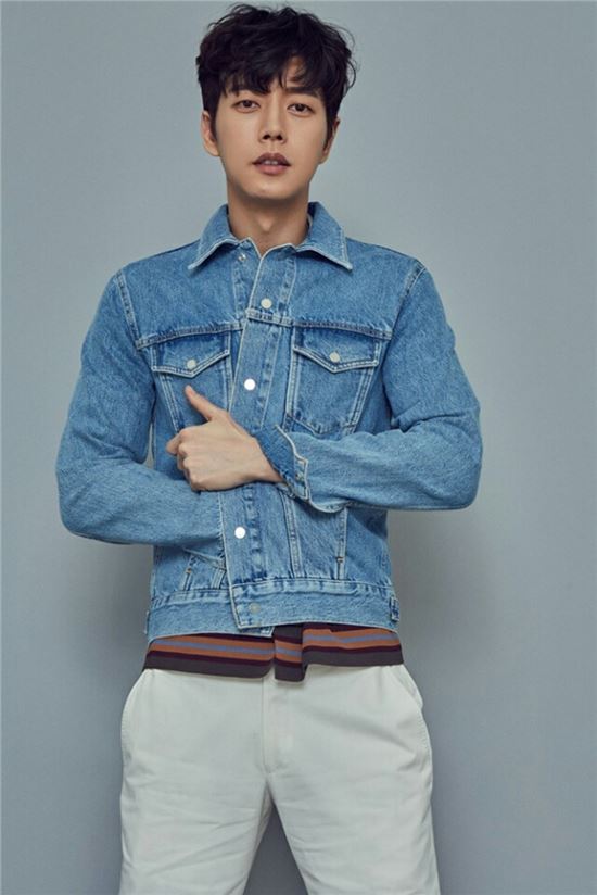 박해진, 차기작 '사자' 출연 확정…1인 4역 연기 '기대'