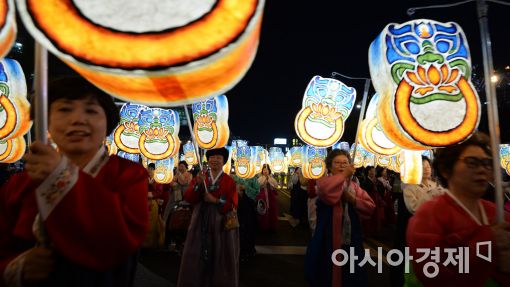 [포토]부처님오신날 기념 연등행렬