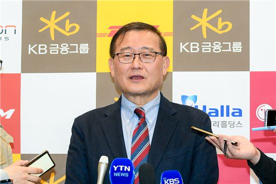 정몽원 대한아이스하키협회장 "난 판을 깔아줬을 뿐"