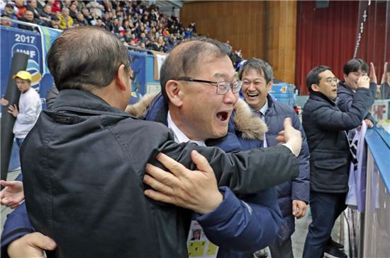 '최고와 차이를 줄이자' 정몽원 회장이 만들어낸 기적