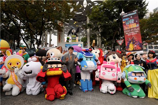명동 재미로에서 서울 만화 거리 축제 