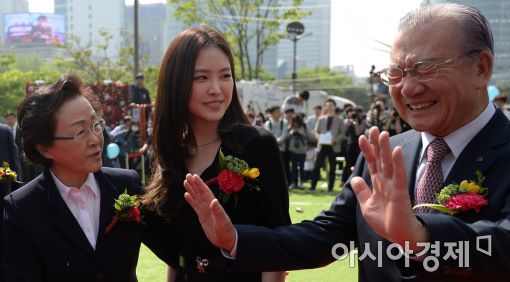 [포토]C-페스티벌 참석한 김인호·신연희·손나은
