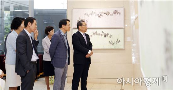 전남대병원 한국화가 조용백 초대전 개최